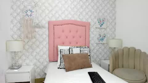 Snapshot of sofia_martinez9 chatting on July 2026 07:20:02 PM sofia_martinez9 online show from July 2026 07:20:02 PM