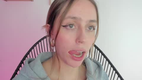     online show from December 2024 05:48:02 AM