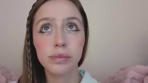     online show from September 2025 03:50:02 AM