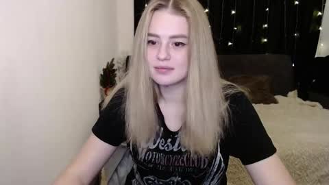 sofia_rosemary online show from December 2024 11:17:01 AM