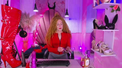 Sofia online show from December 2024 07:00:02 PM