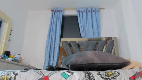 Snapshot of sofia_swett_03 chatting on February 2025 09:47:02 AM laura online show from February 2025 09:47:02 AM