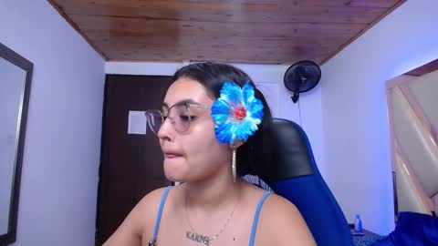 Sofia online show from November 2025 02:05:02 PM