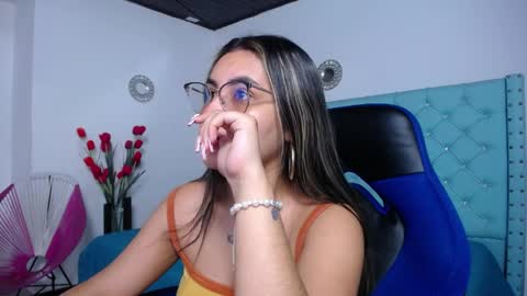 Sofia online show from April 2026 12:06:02 PM