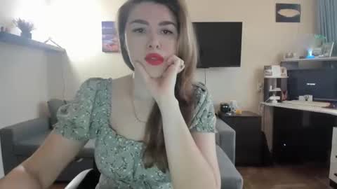 Snapshot of sofiabells chatting on November 2025 10:47:02 AM SofiaBells online show from November 2025 10:47:02 AM