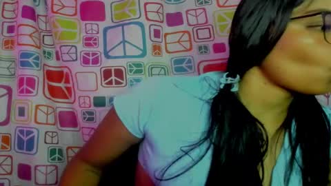 Snapshot of sofiacandy17 chatting on March 2025 04:23:02 AM Danna Sofia online show from March 2025 04:23:02 AM