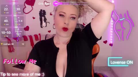 sofiacurvy45 online show from November 2025 12:11:02 AM