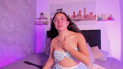 sofialujan_ online show from June 2026 11:35:01 PM