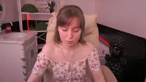 SofiaLuxuryy online show from April 2026 03:32:02 PM