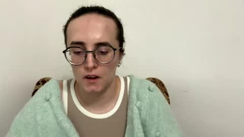 Snapshot of sofianicegirl chatting on April 2026 05:18:01 PM Sofia online show from April 2026 05:18:01 PM