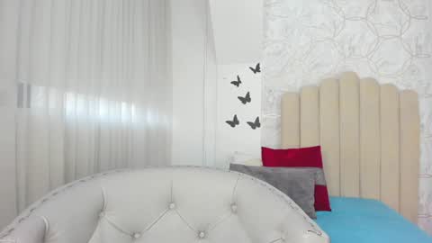 Snapshot of sofiarios04 chatting on January 2025 12:21:01 PM Sofia online show from January 2025 12:21:01 PM