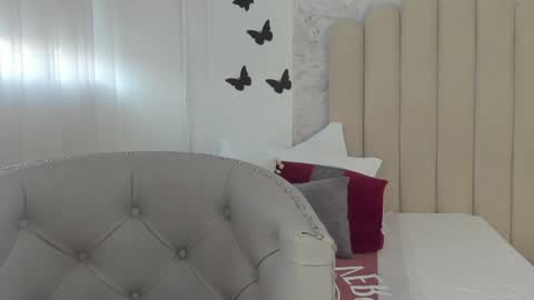 Snapshot of sofiarios04 chatting on January 2025 12:42:01 PM Sofia online show from January 2025 12:42:01 PM