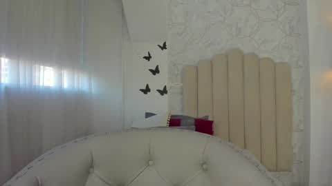 Snapshot of sofiarios04 chatting on January 2025 12:15:01 PM Sofia online show from January 2025 12:15:01 PM