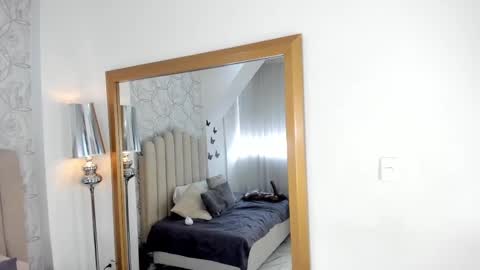 Snapshot of sofiarios04 chatting on February 2025 03:37:02 PM Sofia online show from February 2025 03:37:02 PM