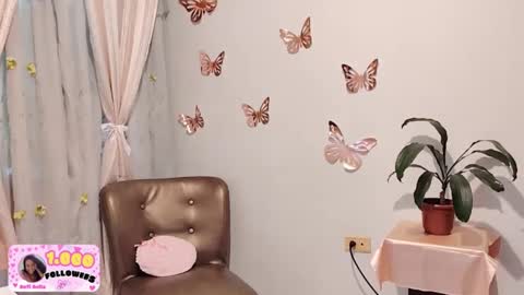 Snapshot of sofibelladelavega chatting on October 2025 03:31:02 PM Sofi Bella online show from October 2025 03:31:02 PM
