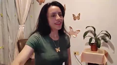 Snapshot of sofibelladelavega chatting on October 2025 01:23:02 PM Sofi Bella online show from October 2025 01:23:02 PM