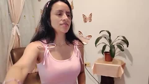 Snapshot of sofibelladelavega chatting on October 2025 03:46:02 PM Sofi Bella online show from October 2025 03:46:02 PM