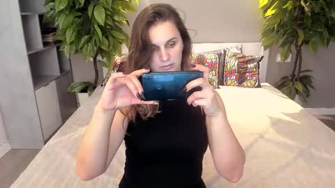 Snapshot of soficroft chatting on November 2025 08:03:01 PM Sofi online show from November 2025 08:03:01 PM