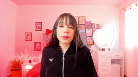 sofie_03 online show from April 2026 12:46:02 PM
