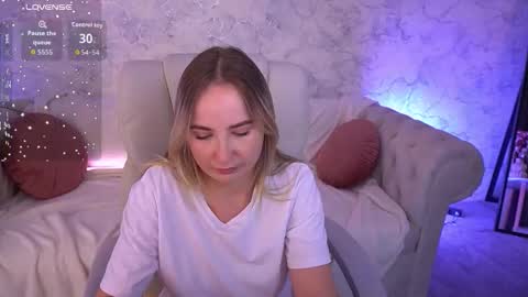 Sofie online show from September 2025 11:15:02 PM