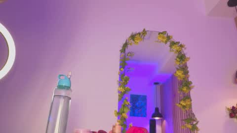 Sofie online show from October 2025 01:12:02 PM