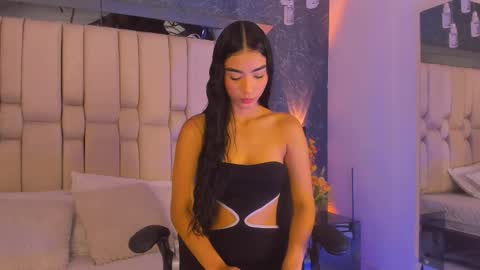  sofie  online show from October 2025 07:14:01 PM