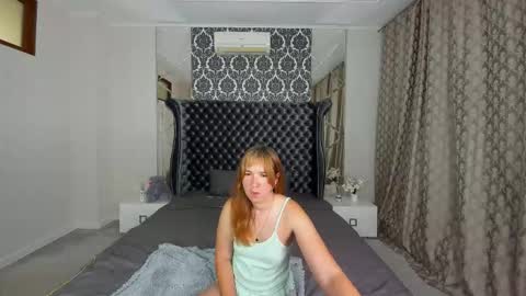 Snapshot of sofii_darling chatting on October 2025 04:37:02 PM sofii_darling online show from October 2025 04:37:02 PM