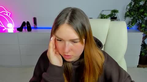 sofii_darling online show from February 2026 06:39:02 PM