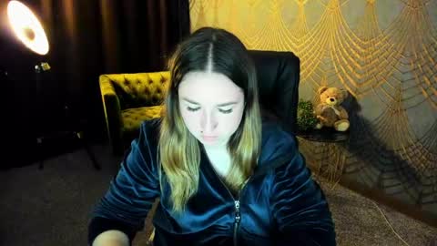 sofii_darling online show from April 2026 06:10:01 PM