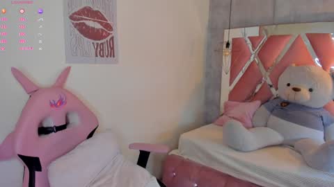 Snapshot of sofii_miller_ chatting on February 2025 06:49:02 PM online show from February 2025 06:49:02 PM