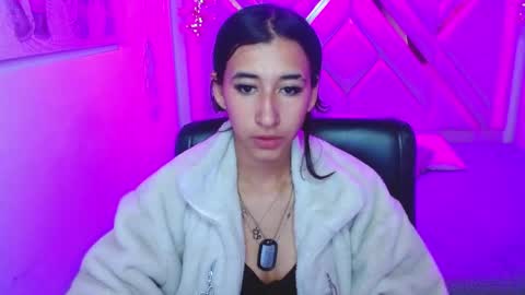 Snapshot of sofii_tk chatting on April 2026 03:20:01 AM Sofii online show from April 2026 03:20:01 AM