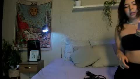 Snapshot of sofii_wild chatting on June 2026 12:15:02 PM sofii_wild online show from June 2026 12:15:02 PM