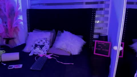 Sofia online show from February 2025 07:04:02 AM