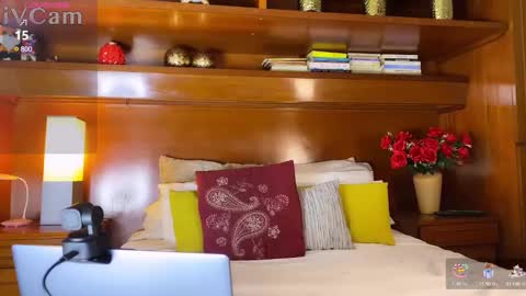 Snapshot of sofiiboniita_ chatting on January 2025 02:11:02 AM Sofa bonita online show from January 2025 02:11:02 AM