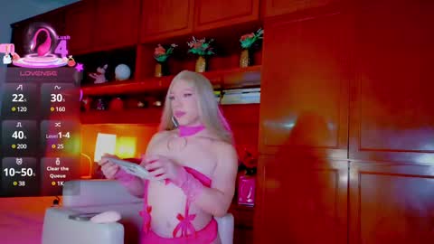 Snapshot of sofiiboniita_ chatting on March 2025 03:46:02 AM Sofa bonita online show from March 2025 03:46:02 AM