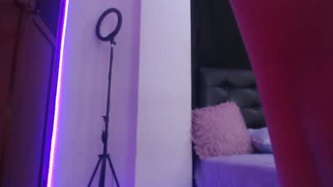 Snapshot of sofiievans_ chatting on December 2024 09:37:01 PM   online show from December 2024 09:37:01 PM