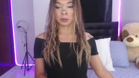 Snapshot of sofiievans_ chatting on January 2025 09:05:01 PM   online show from January 2025 09:05:01 PM