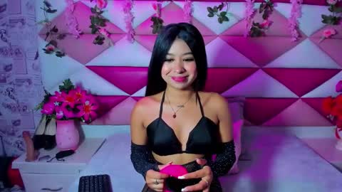 Snapshot of sofirose_111 chatting on May 2026 01:31:01 PM Sofi online show from May 2026 01:31:01 PM