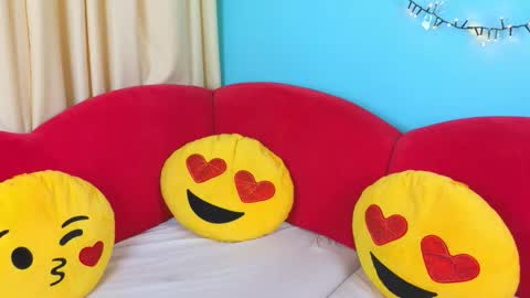 Lilly online show from February 2026 06:11:02 AM