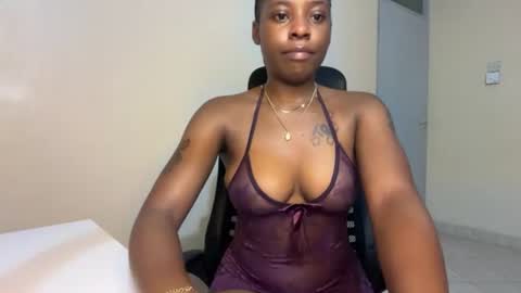 Snapshot of soft_nicole chatting on June 2026 12:27:01 AM soft_nicole online show from June 2026 12:27:01 AM