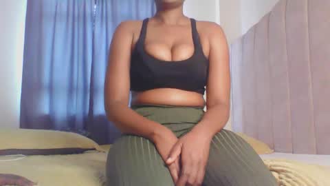 Snapshot of soft_soleil chatting on February 2026 12:06:01 PM Amanda online show from February 2026 12:06:01 PM