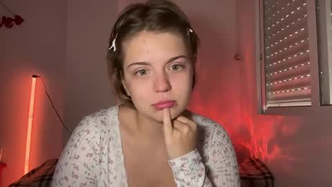 Snapshot of softari chatting on April 2026 09:24:02 AM Ilisabet online show from April 2026 09:24:02 AM