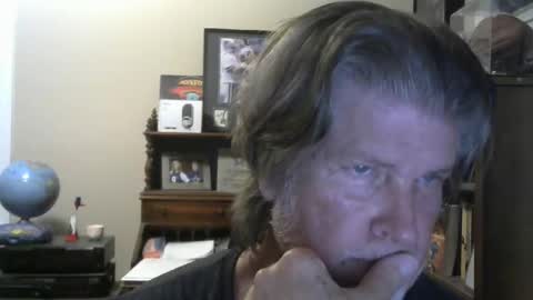 Snapshot of softasiron1 chatting on April 2026 04:30:02 AM Brett online show from April 2026 04:30:02 AM