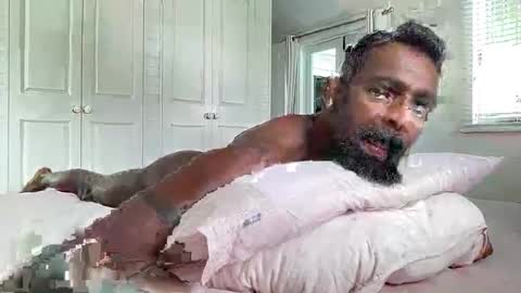 Snapshot of softgrind chatting on April 2026 01:58:02 AM softgrind online show from April 2026 01:58:02 AM