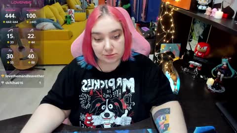 Sofie online show from January 2025 05:38:01 AM