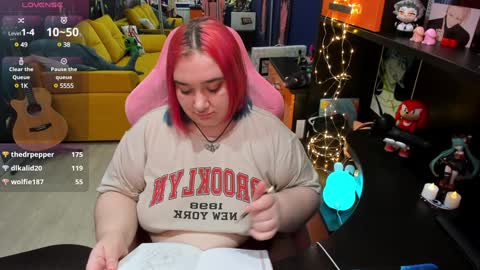 Sofie online show from January 2025 05:45:02 AM