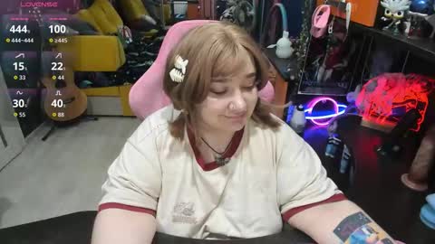 Sofie online show from September 2025 01:17:02 AM