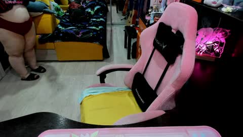 Sofie online show from April 2026 04:13:02 AM