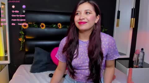 Snapshot of softienymph chatting on October 2025 12:02:02 PM softienymph online show from October 2025 12:02:02 PM