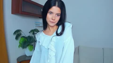 Alice online show from September 2025 07:07:01 AM